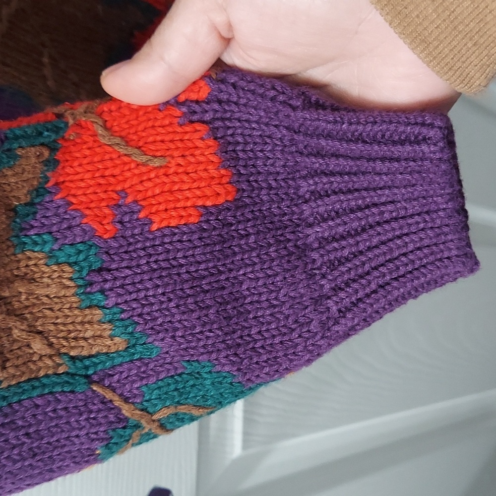 Vintage Women's Chunky Knit Sweater Purple Leaves Fall Sweater Size 8 Me… - Picture 10 of 15
